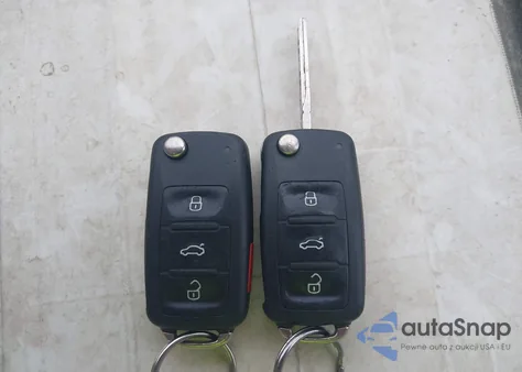 2015 Volkswagen Jetta 2.0L S из США, поврежденный, VIN 3VW2K7AJ4FM203897